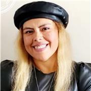 Insegnante di spagnolo altamente qualificato e con esperienza, preparatore ed esaminatore DELE e SIELE, master presso l'Universita